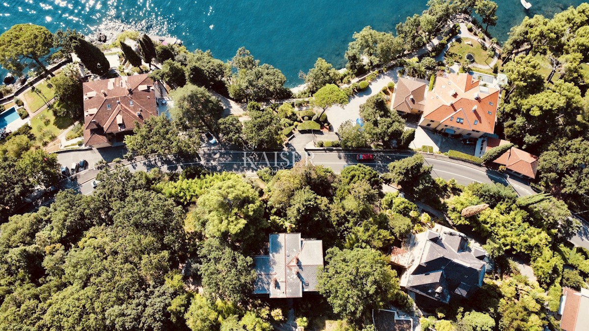 Opatija – Apartma v pritličju avstro-ogrske vile, 2. red do morja