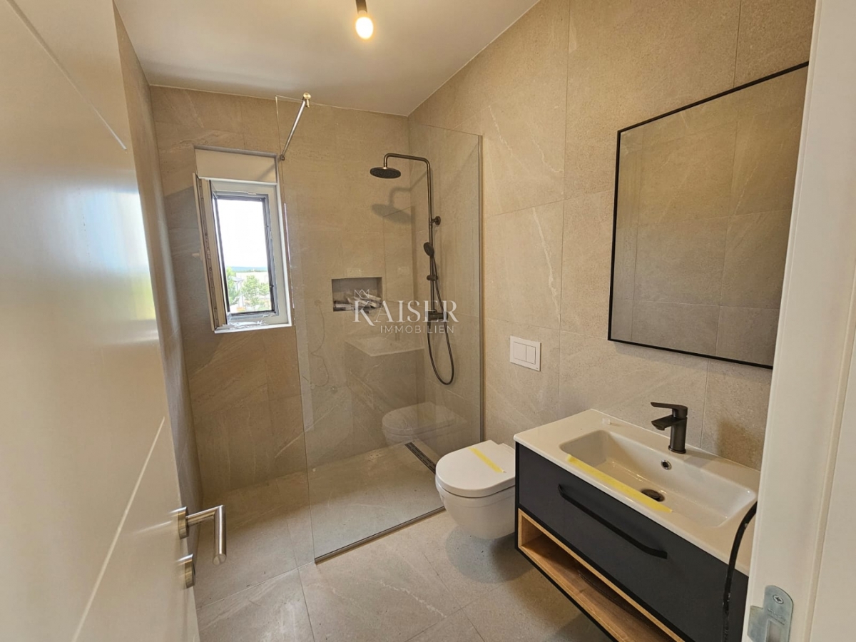 Malinska - apartma v gradnji 80m2, pogled na morje