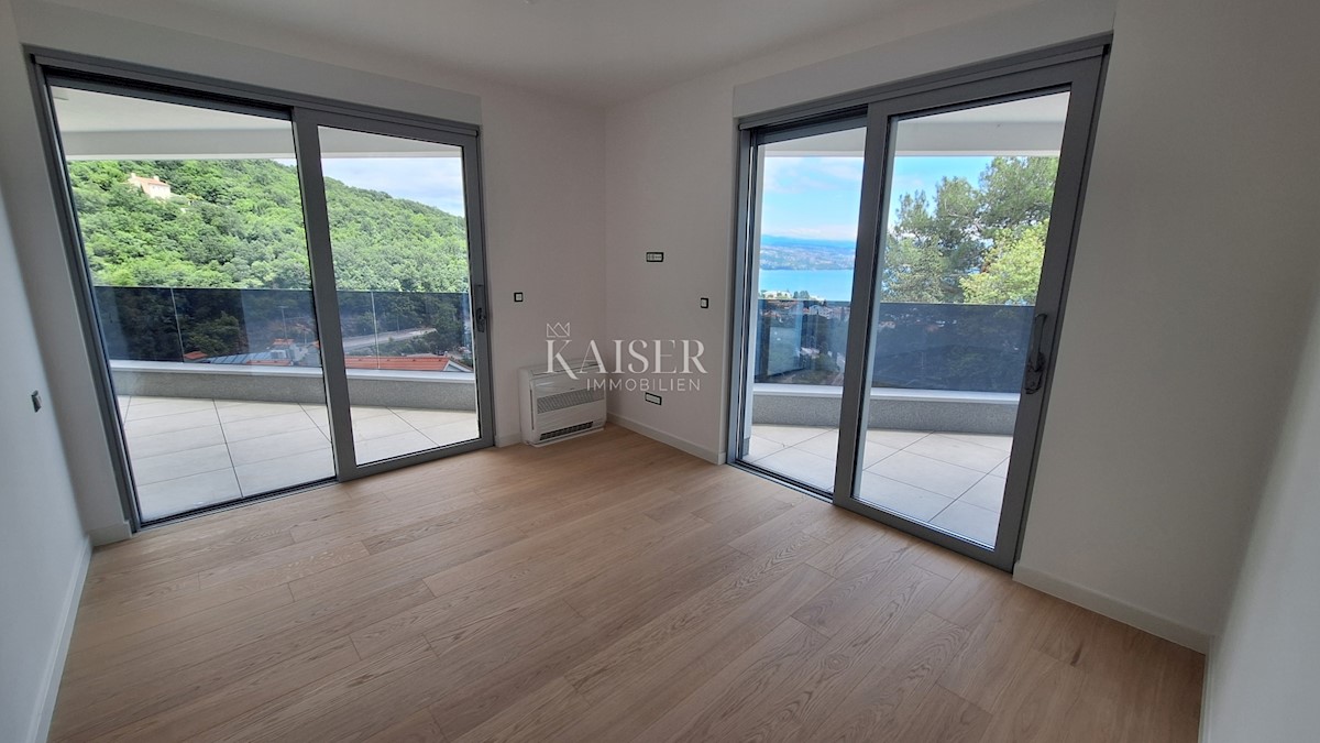 Stanovanje Opatija - Centar, Opatija, 261,39m2