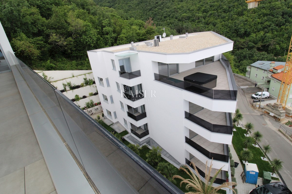 Stanovanje Opatija - Centar, Opatija, 261,39m2