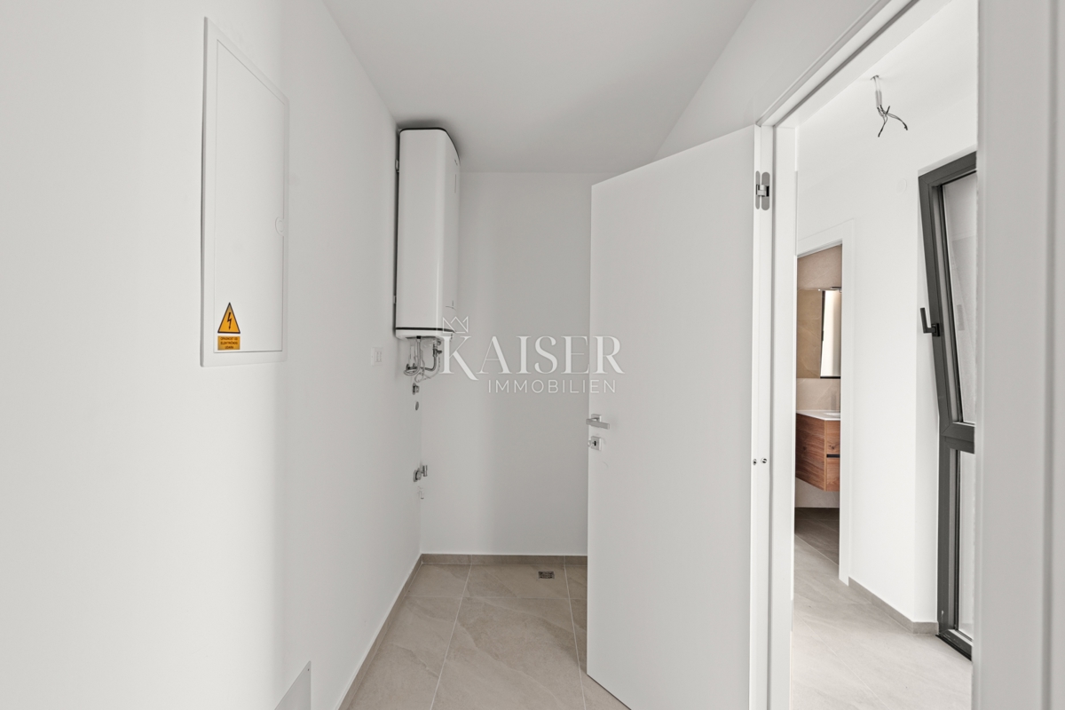 Istra - Novigrad, luksuzno stanovanje 98 m2