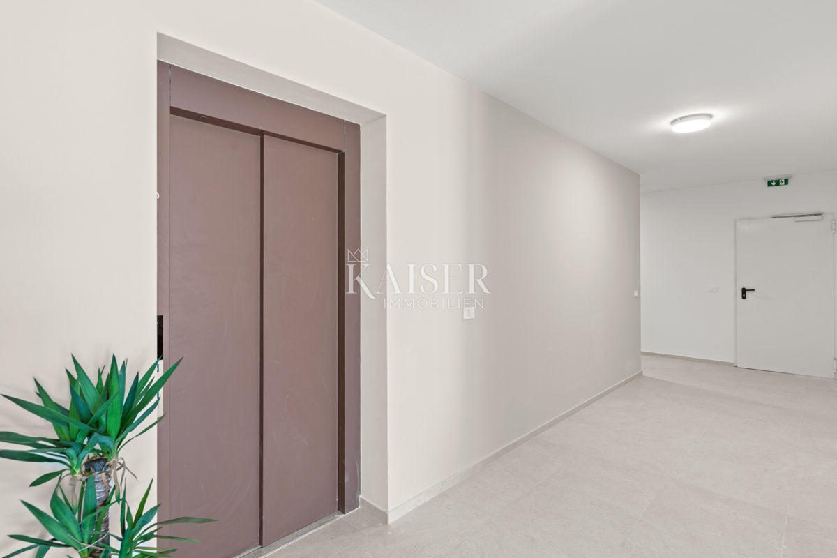 Istra - Novigrad, luksuzno stanovanje 98 m2