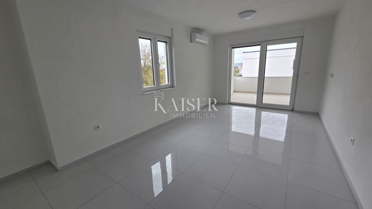 Novi Vinodolski - stanovanje v 1. nadstropju, novogradnja, 66m2