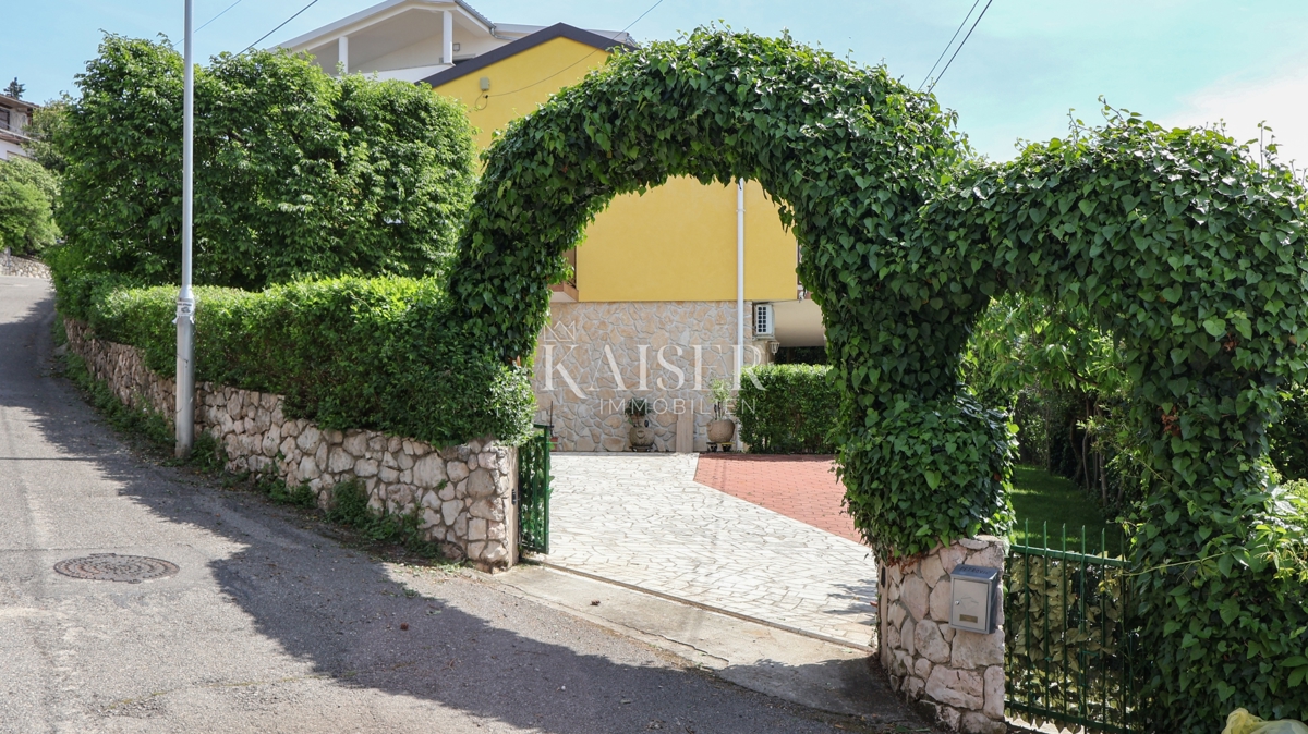 Crikvenica, Selce - lepa hiša z vrtom
