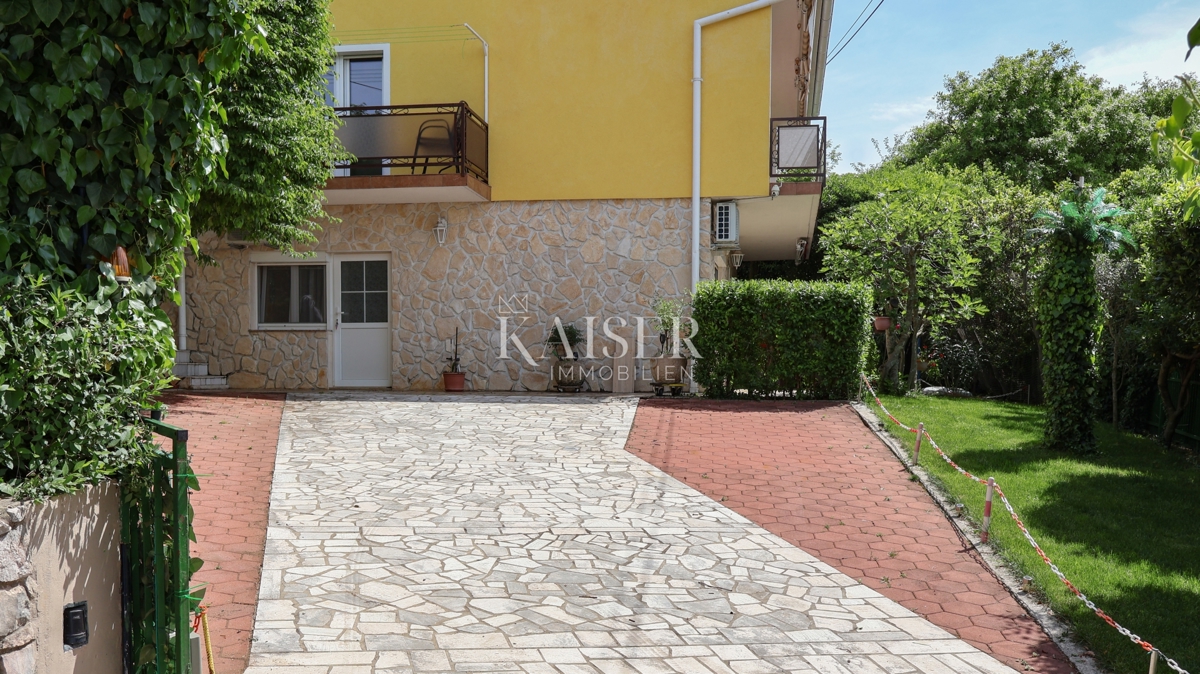 Crikvenica, Selce - lepa hiša z vrtom