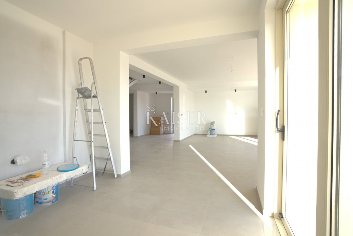 Žaborić, Jasenovo - Luksuzna trisobna hiša 171,15 m² s panoramskim pogledom na morje