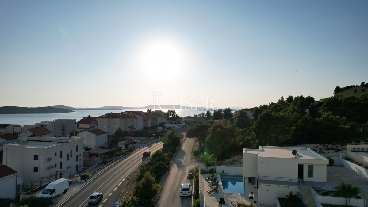 Žaborić, Jasenovo - Luksuzna trisobna hiša 171,15 m² s panoramskim pogledom na morje