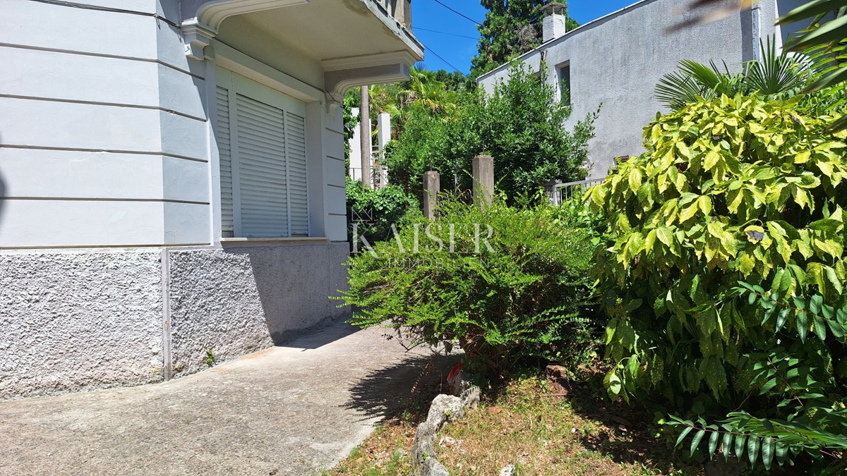 Opatija, blizu centra, stanovanje 152 m2, pritličje