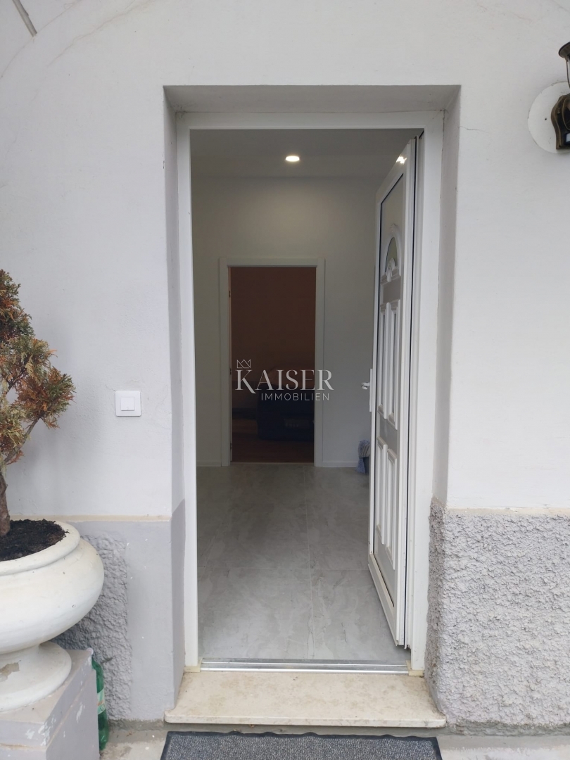 Opatija, blizu centra, stanovanje 152 m2, pritličje