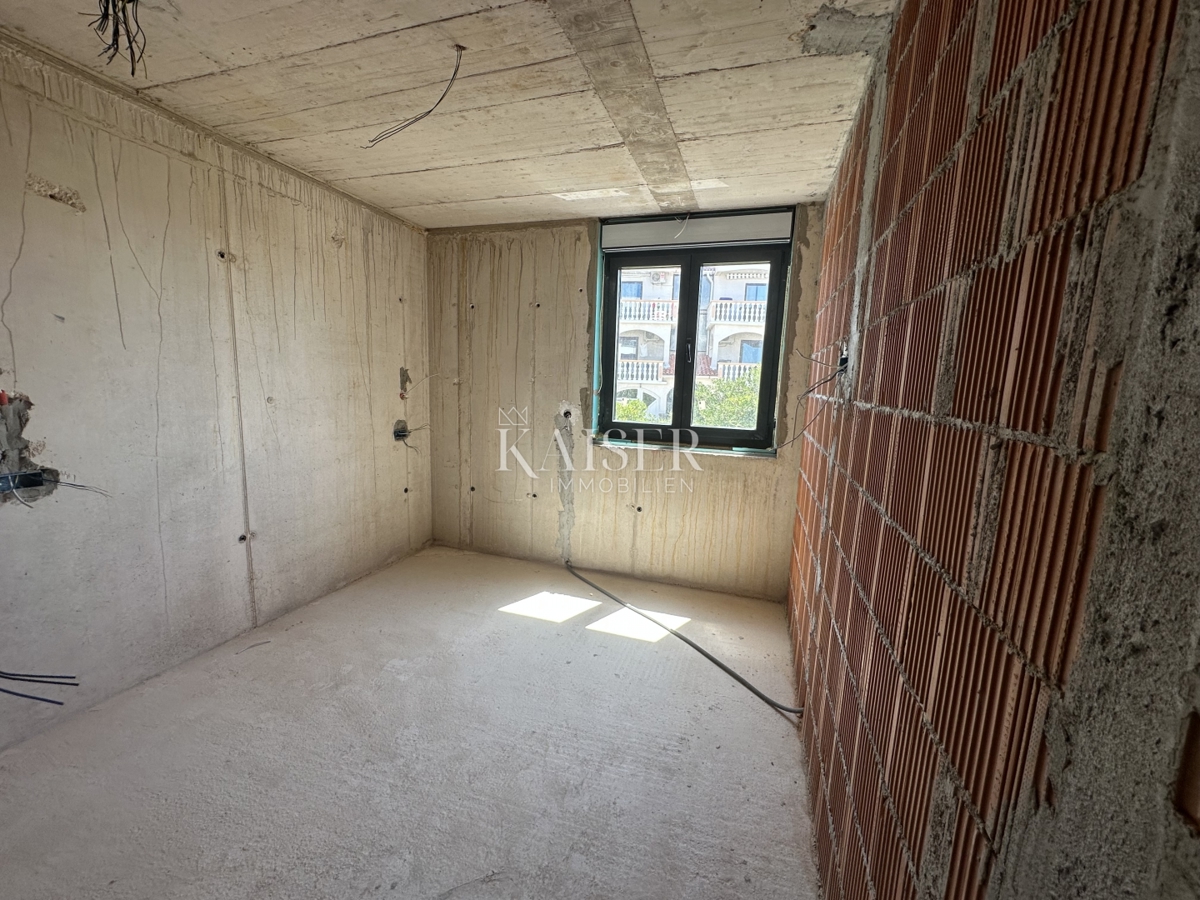 Pag, Povljana - apartmaji v novogradnji, 180 m od plaže