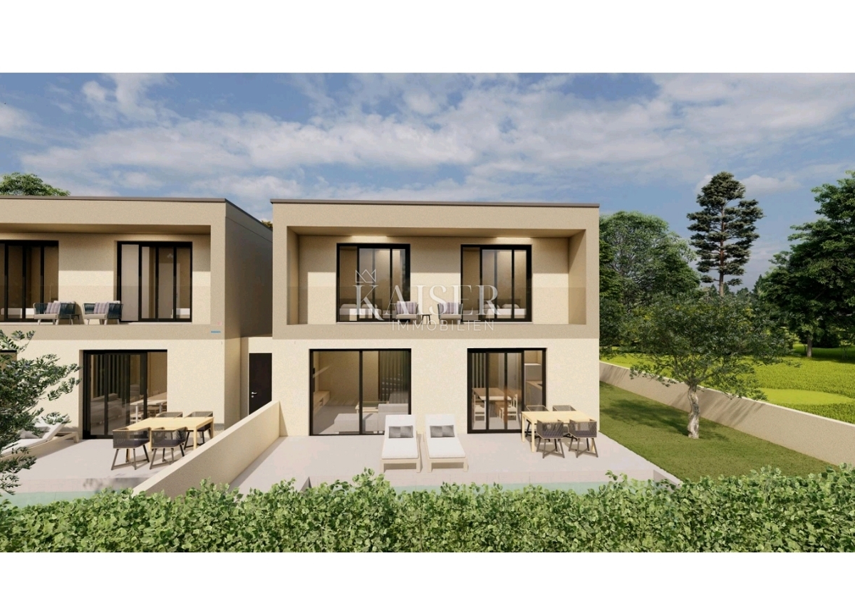 Istra, Poreč - pol samostojna hiša z bazenom