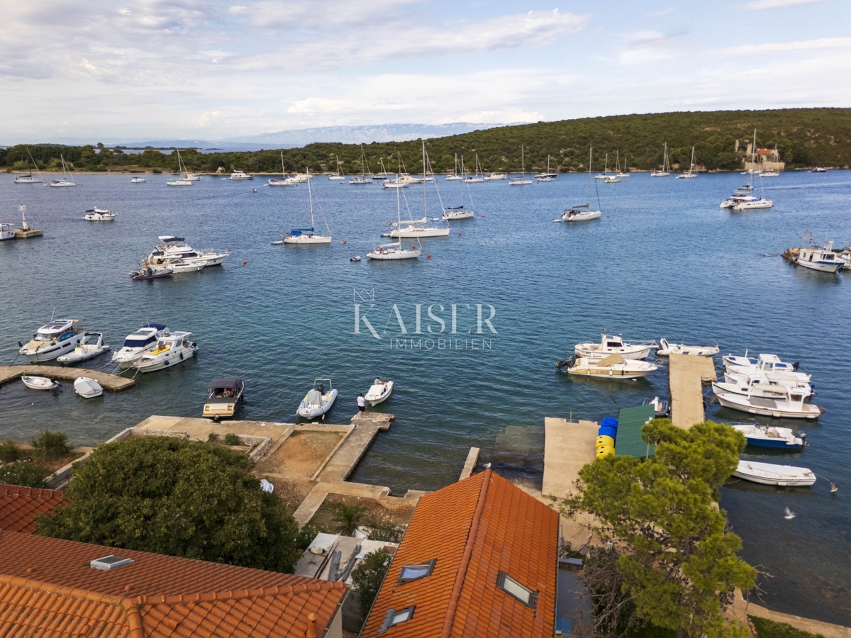Mali Lošinj, Ilovik - Hiša na obali
