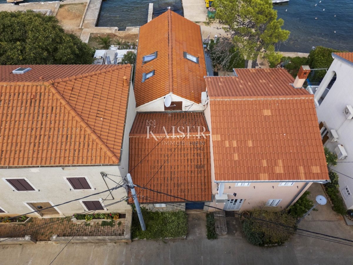 Mali Lošinj, Ilovik - Hiša na obali
