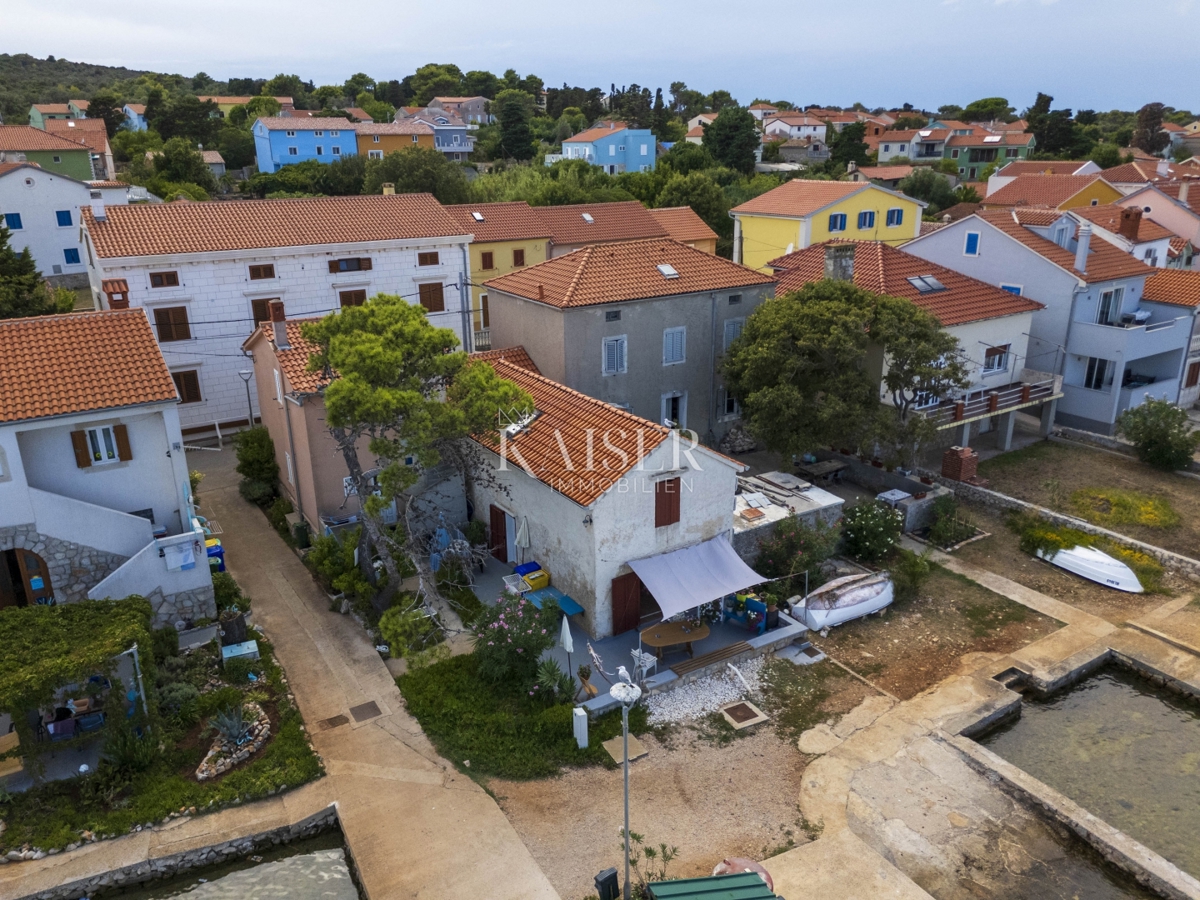 Mali Lošinj, Ilovik - Hiša na obali