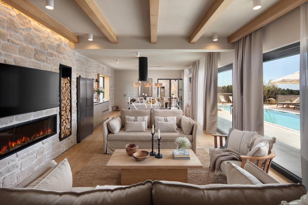 Vila Tinjan, 220m2