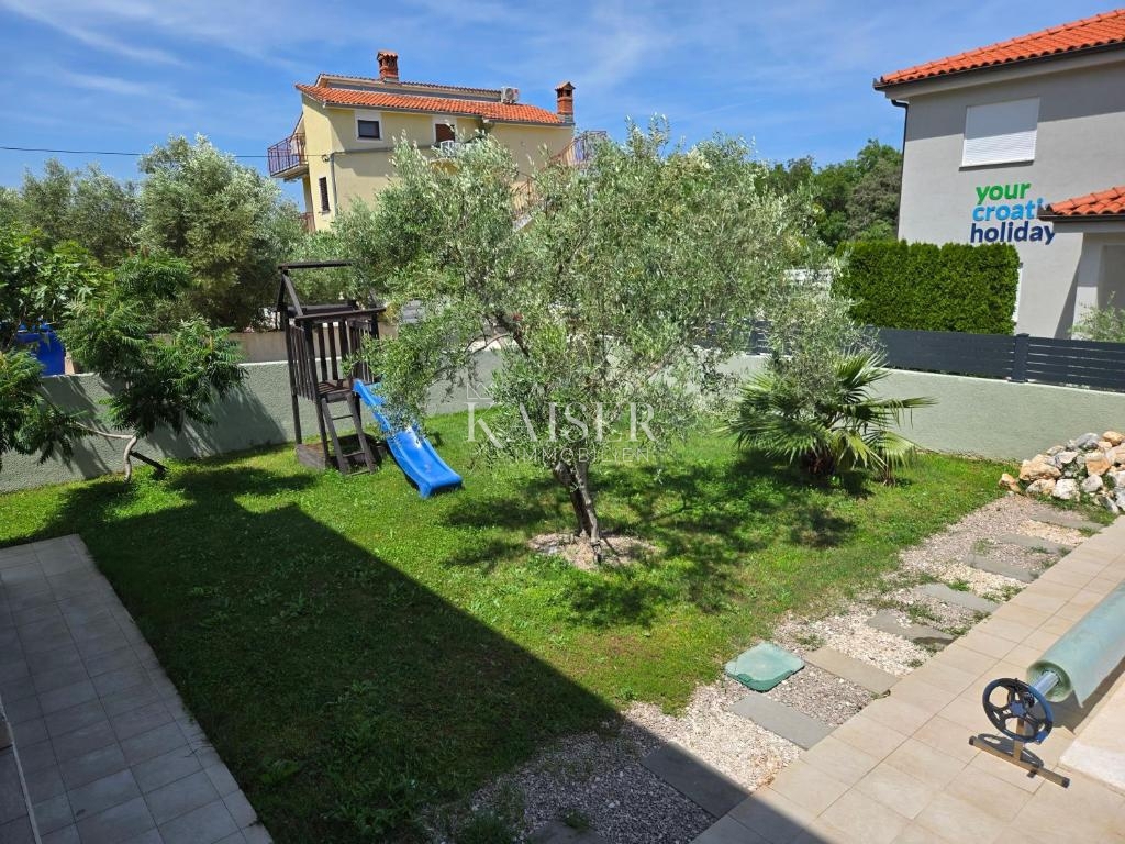 Istra, Rabac -priložnost, hiša z bazenom, 182 m2