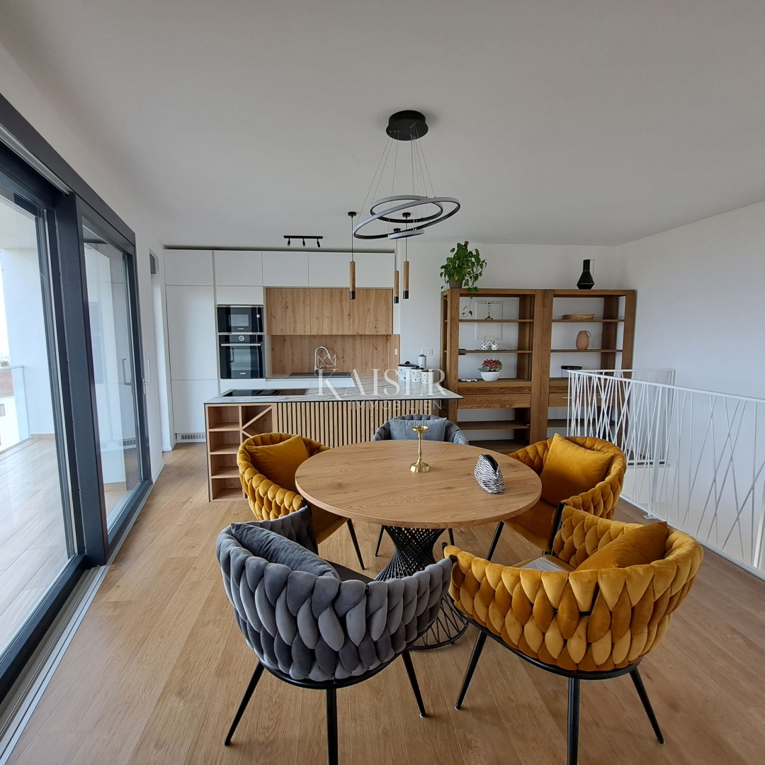 Stanovanje Ika, Opatija - Okolica, 108m2