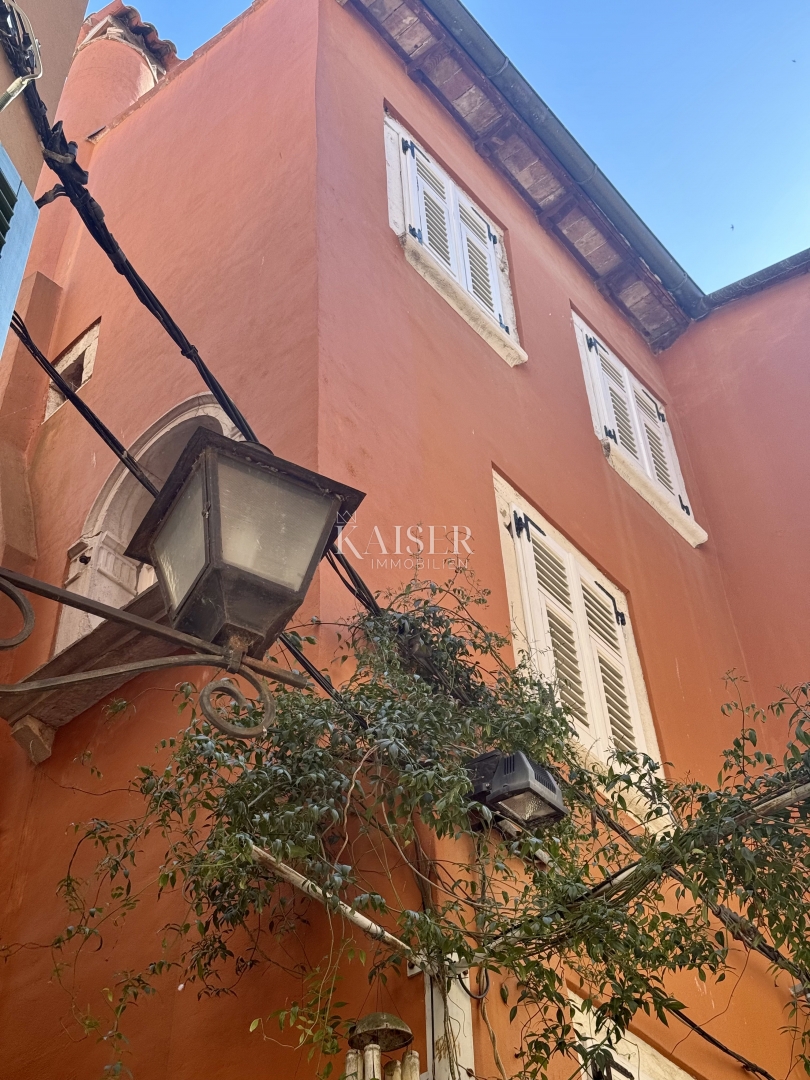 Hiša Rovinj, 300m2