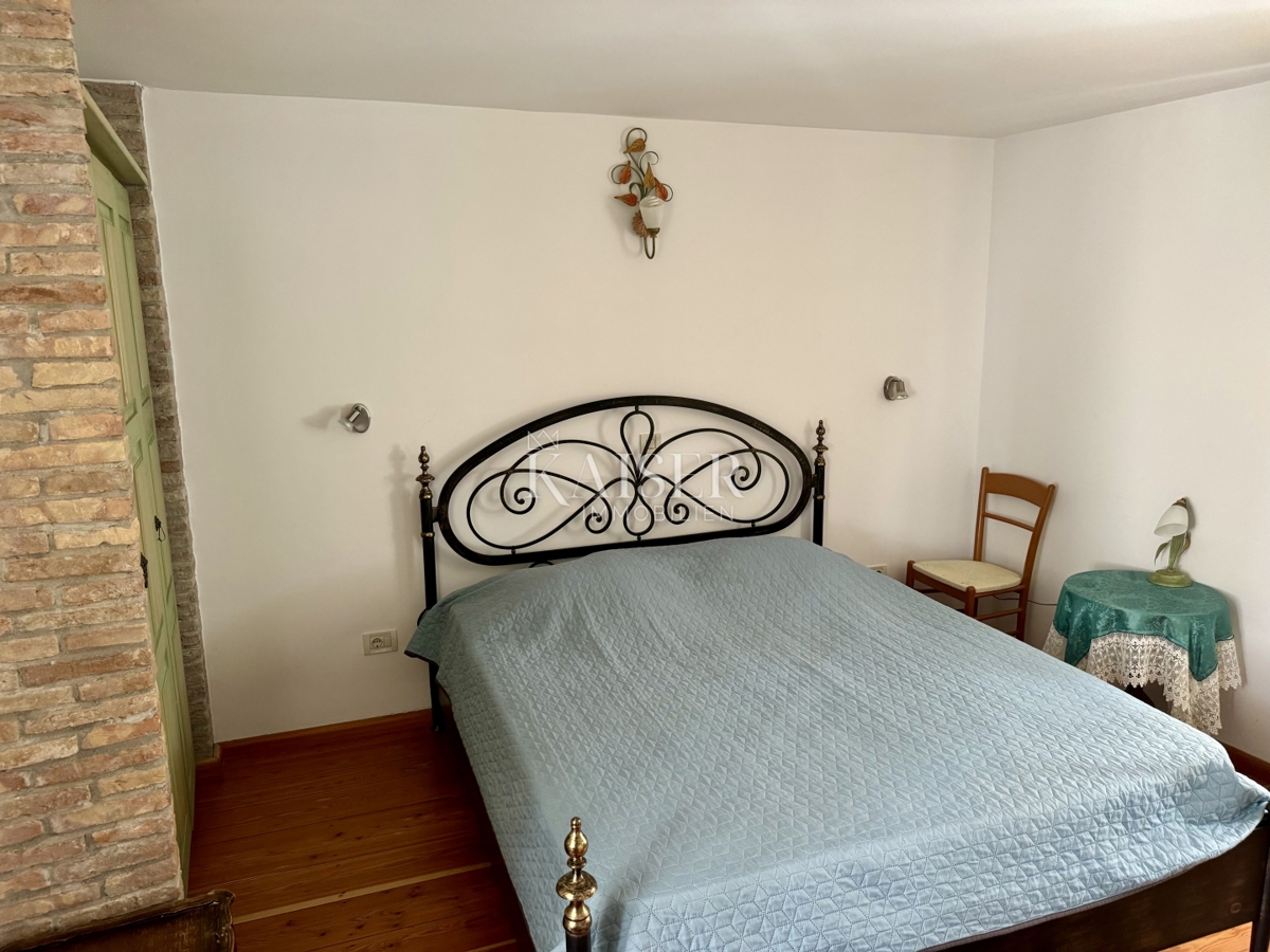 Hiša Rovinj, 300m2
