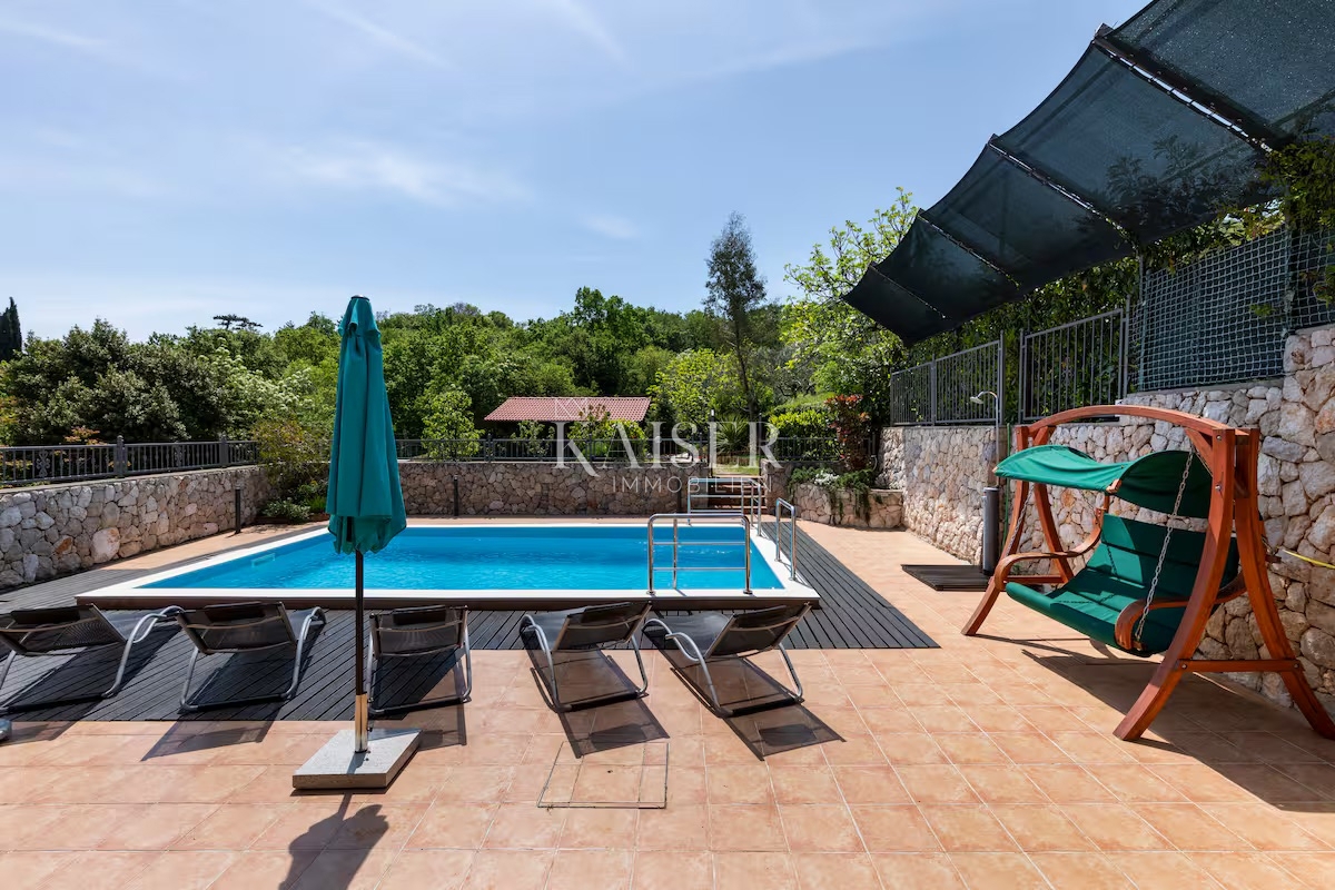 Opatija, Brseč - očarljiva hiša s čudovitim pogledom na morje, 120 m2