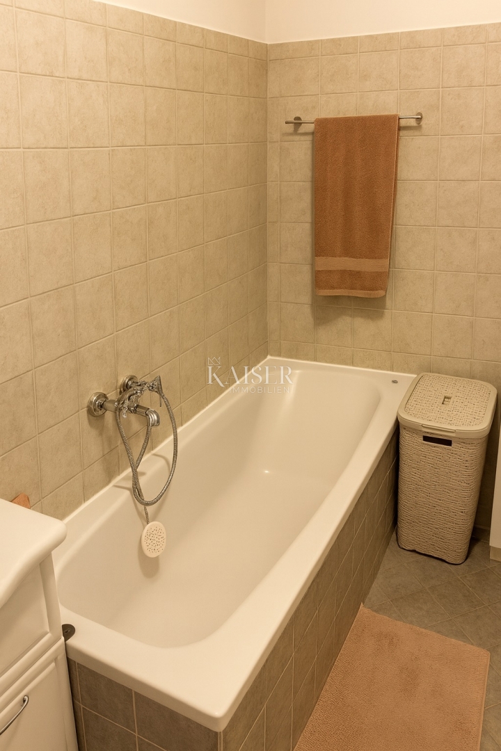 ZadarProstorno trisobno stanovanje 94,6 m² - Smiljevac, takoj vseljivo (možna menjava)