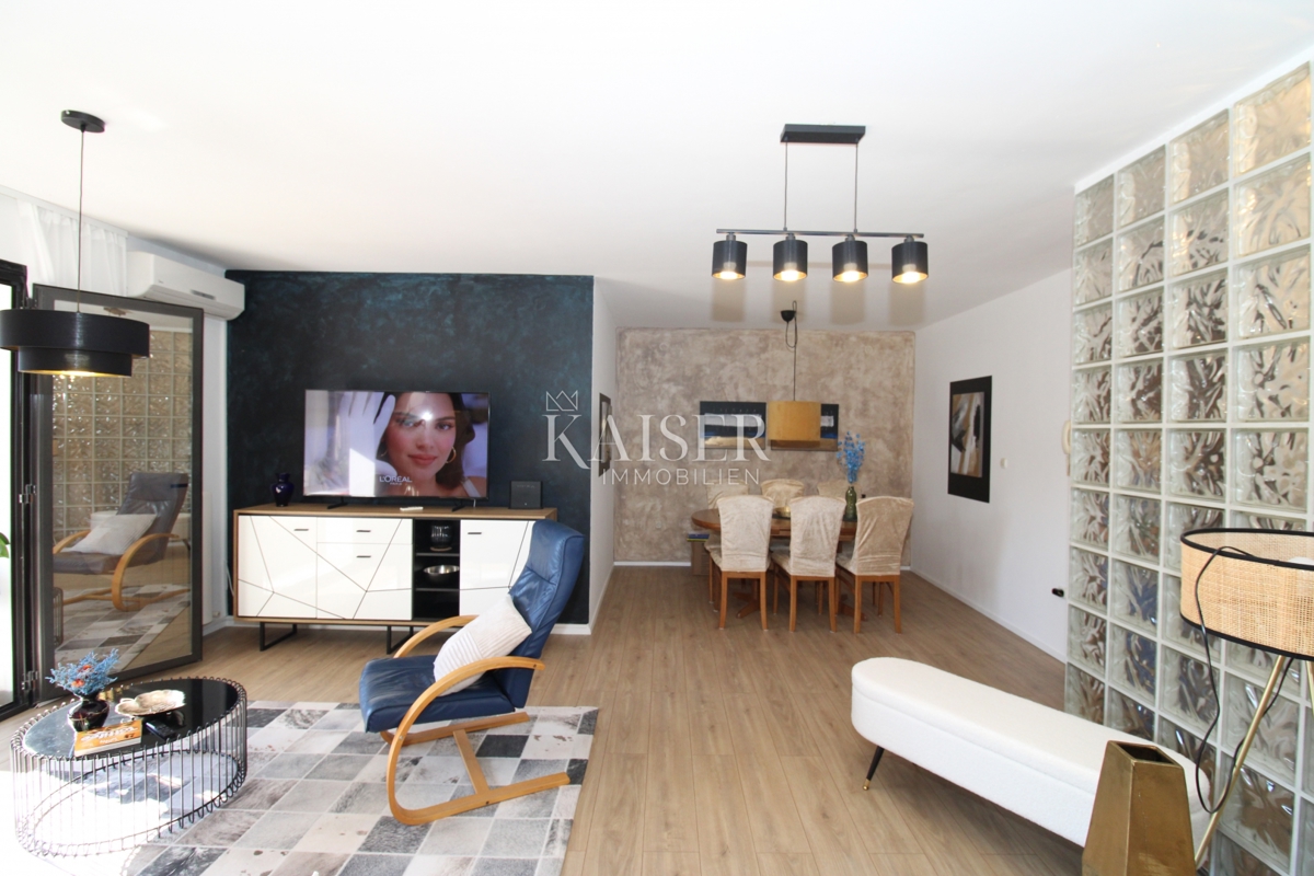 Istra, Pula - prenovljeno stanovanje 60m2 na odlični lokaciji 