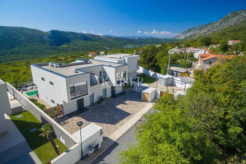 Vila Grižane-Belgrad, Vinodolska Općina, 220m2