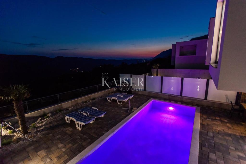 Vila Grižane-Belgrad, Vinodolska Općina, 220m2