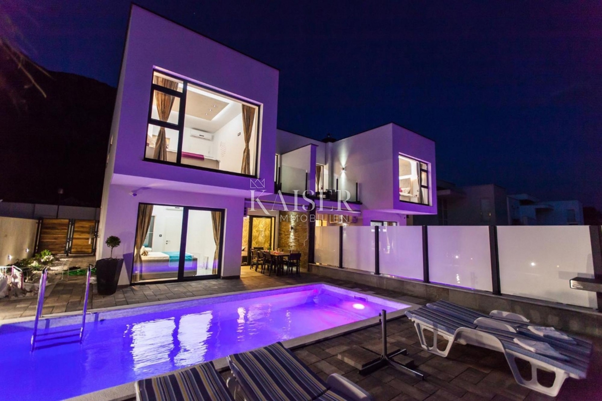 Vila Grižane-Belgrad, Vinodolska Općina, 220m2
