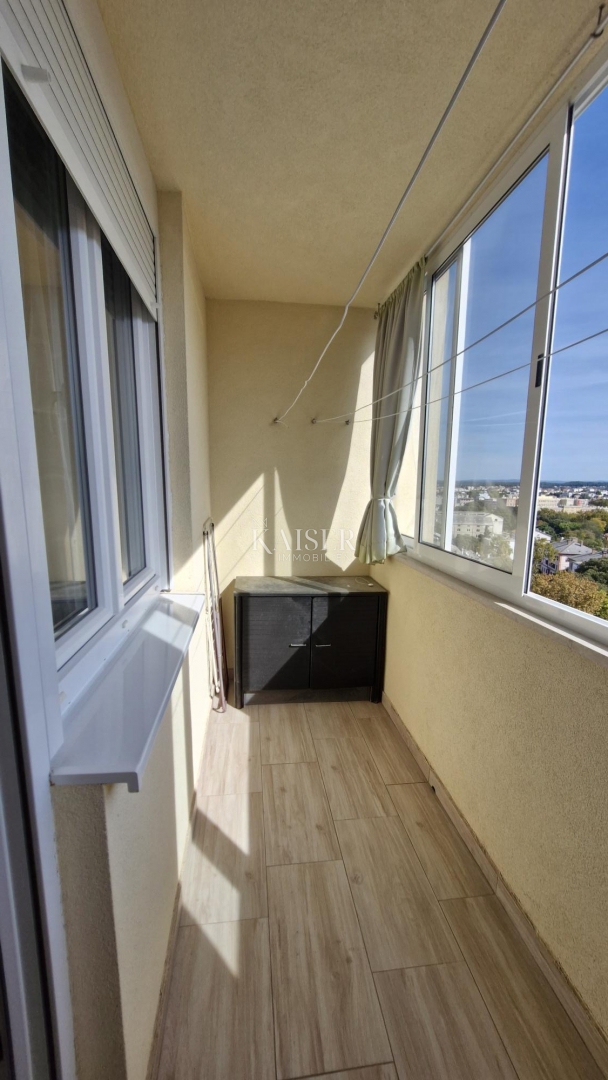 Istra, trisobno stanovanje 