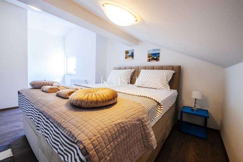 Hiša Crno, Zadar, 510m2