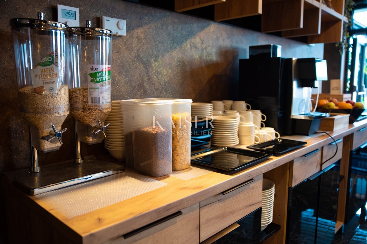 Luksuzni novozgrajeni hotel A+ z restavracijo, na odlični lokaciji ob morju, Senj