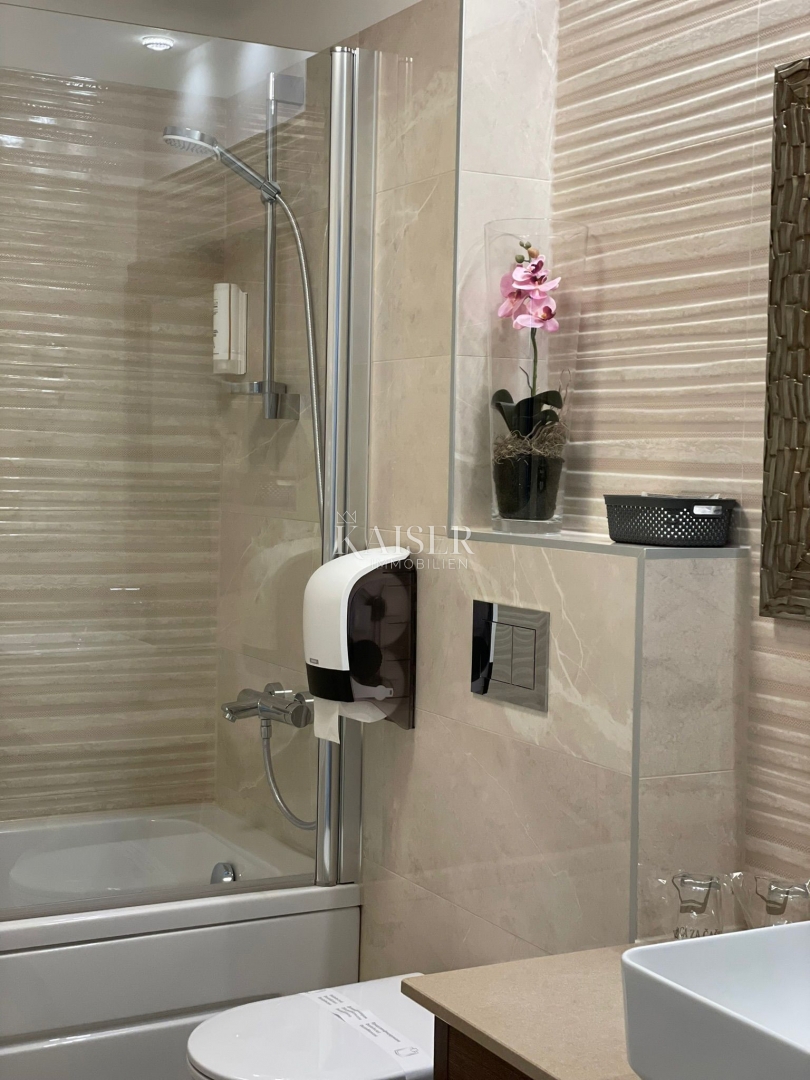 Luksuzni novozgrajeni hotel A+ z restavracijo, na odlični lokaciji ob morju, Senj