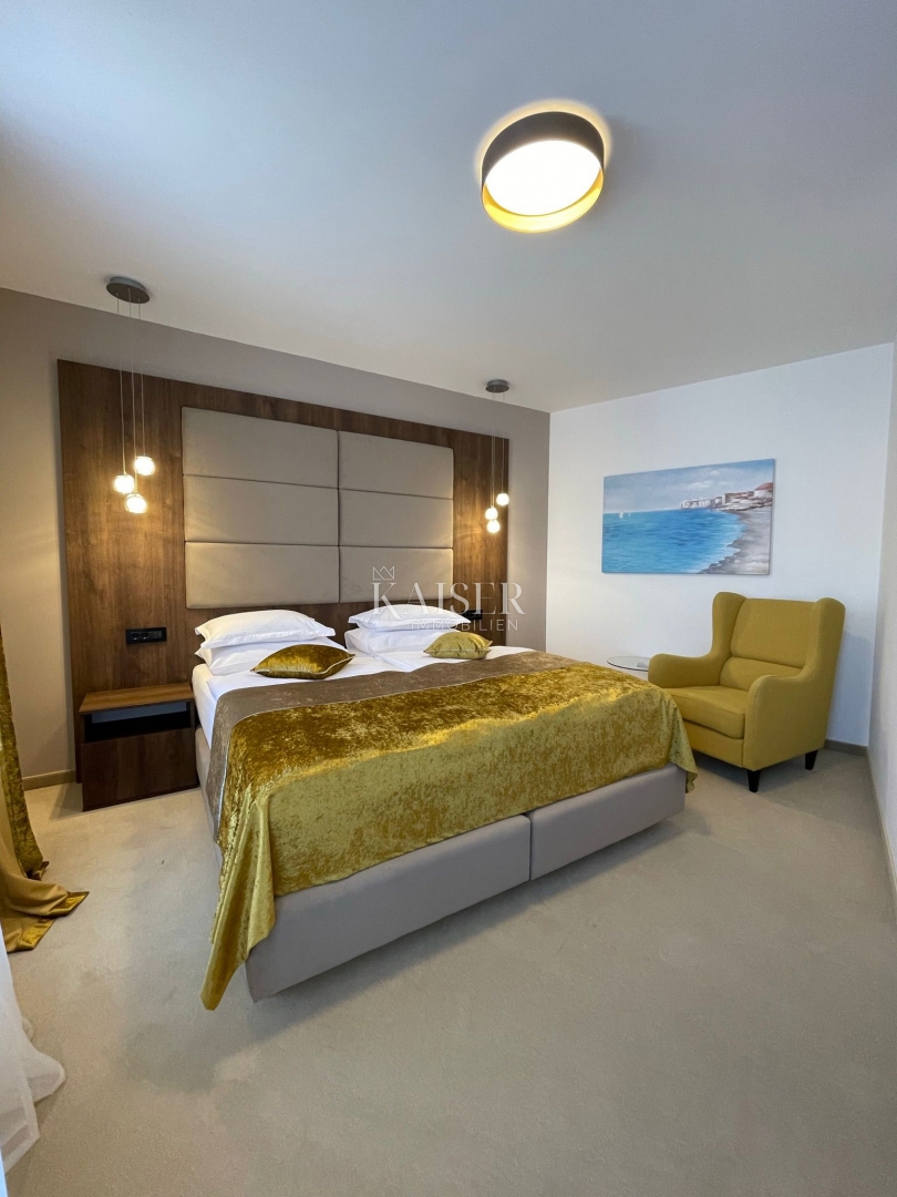 Luksuzni novozgrajeni hotel A+ z restavracijo, na odlični lokaciji ob morju, Senj