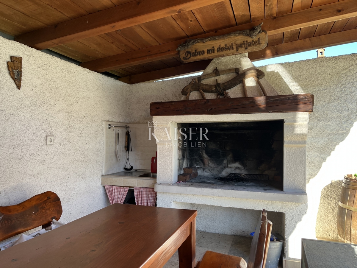 Hiša Loborika, Marčana, 220m2