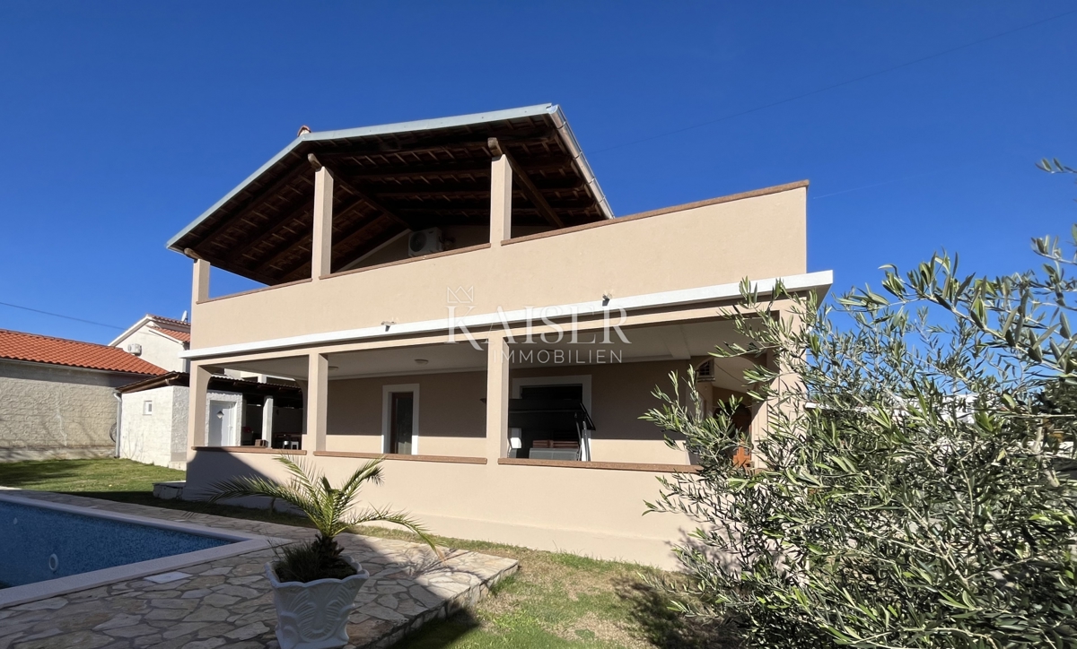 Hiša Loborika, Marčana, 220m2