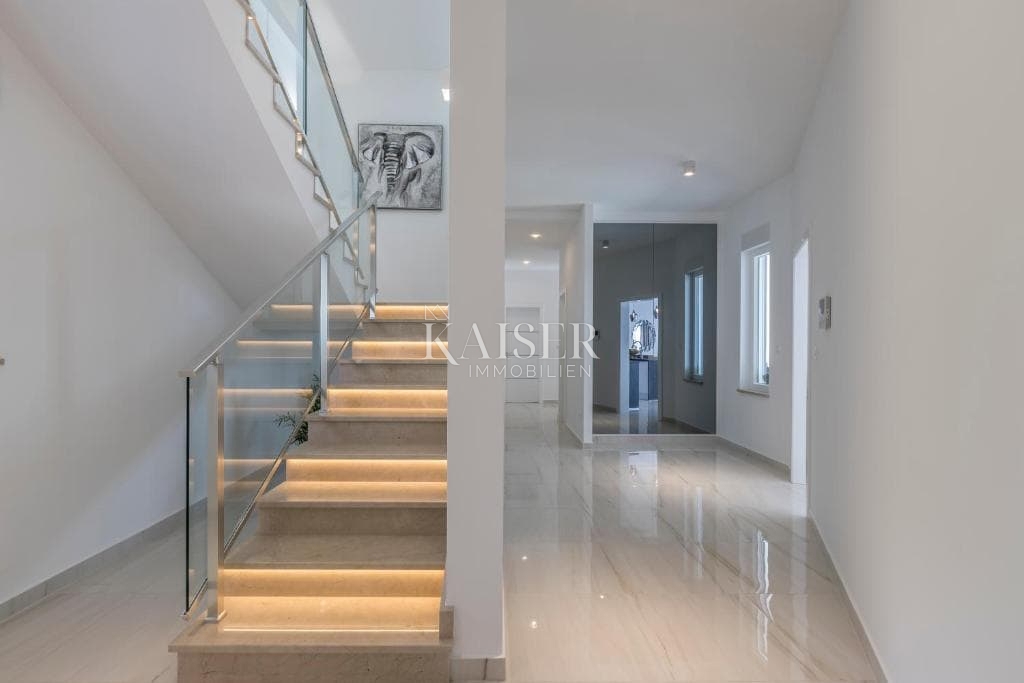 Hiša Grad, Split, 350m2