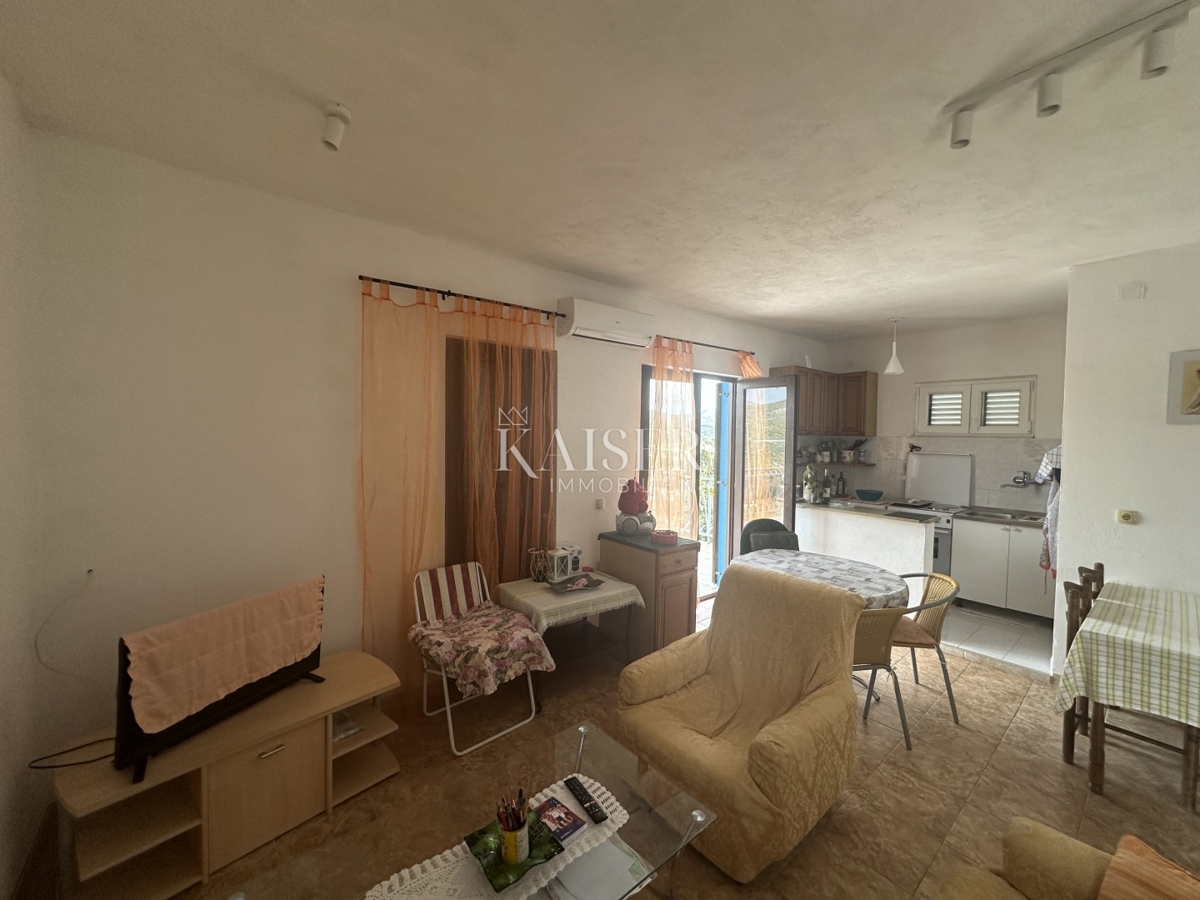 Trogir, Marina - Hiša 80 m2 z bazenom in pogledom na morje