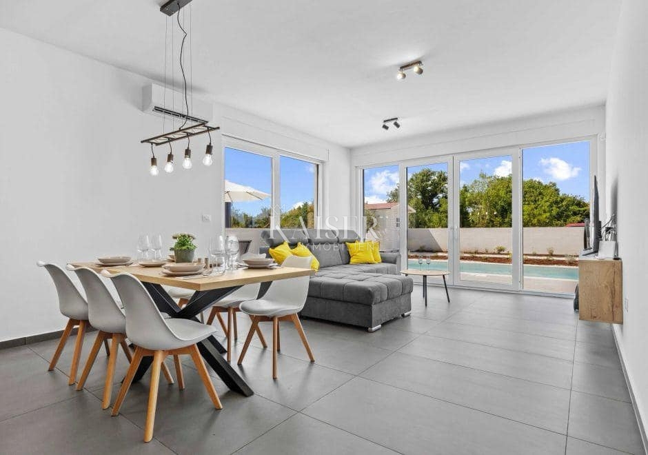 Istra, Štokovci - moderna vila z bazenom