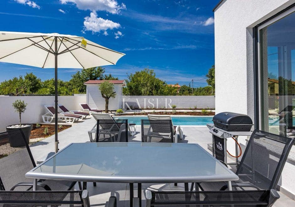 Istra, Štokovci - moderna vila z bazenom