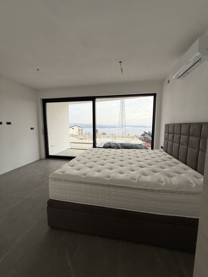 Crikvenica, luksuzna vila z bazenom in pogledom na morje