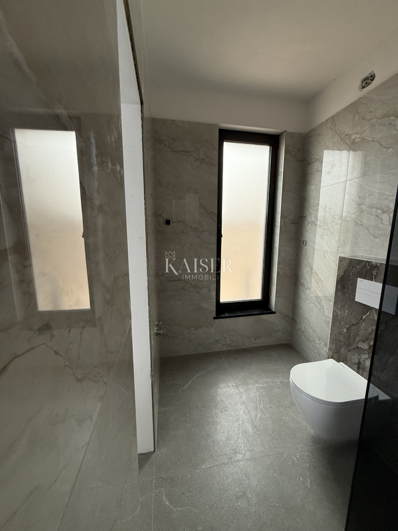 Crikvenica, luksuzna vila z bazenom in pogledom na morje