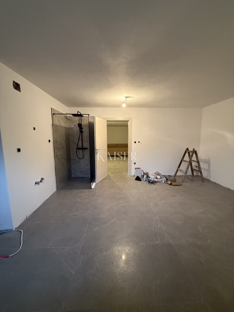 Crikvenica, luksuzna vila z bazenom in pogledom na morje