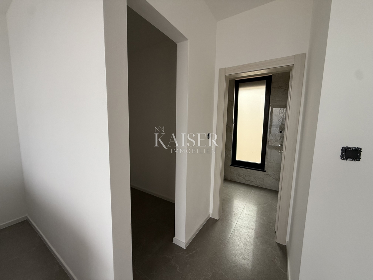 Crikvenica, luksuzna vila z bazenom in pogledom na morje