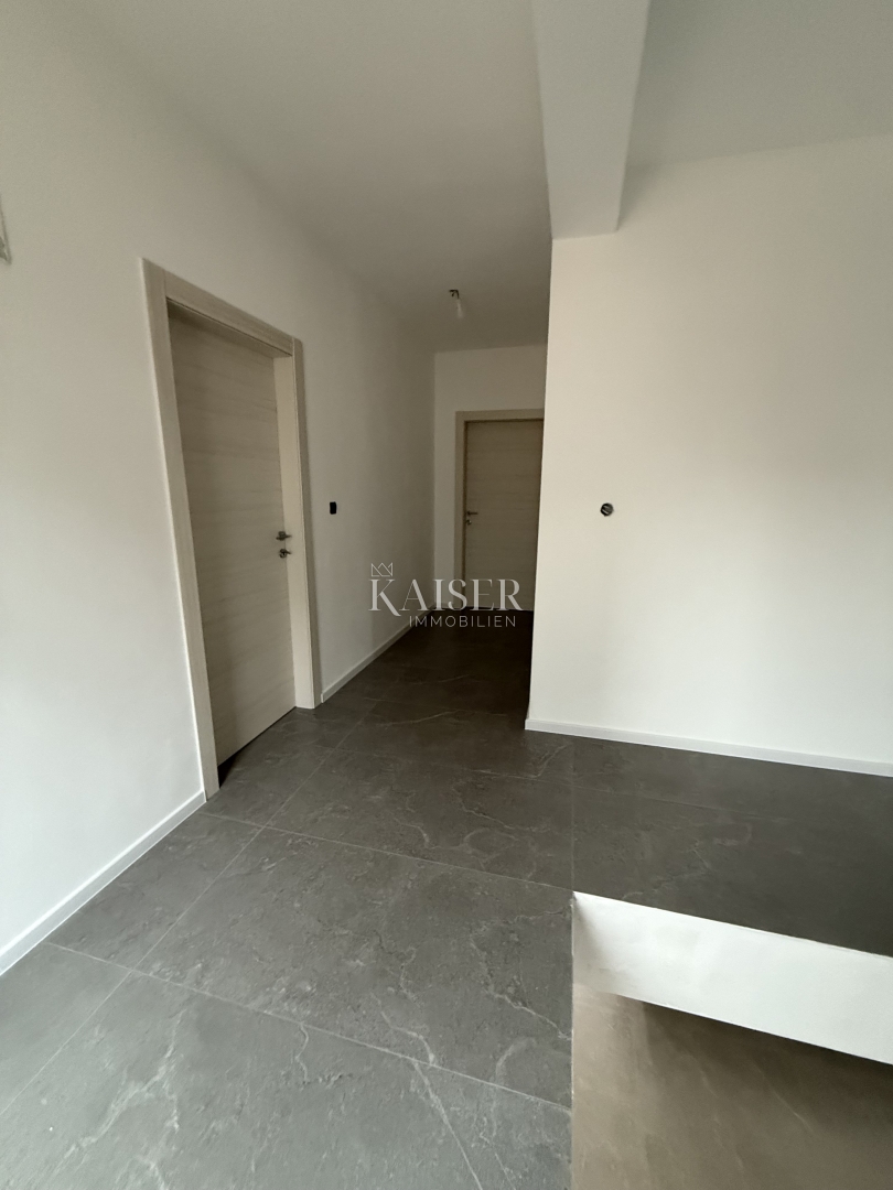 Crikvenica, luksuzna vila z bazenom in pogledom na morje