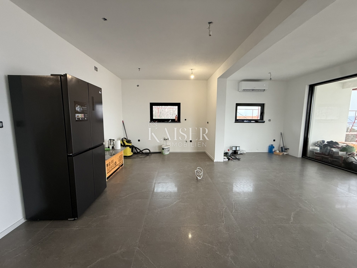 Crikvenica, luksuzna vila z bazenom in pogledom na morje