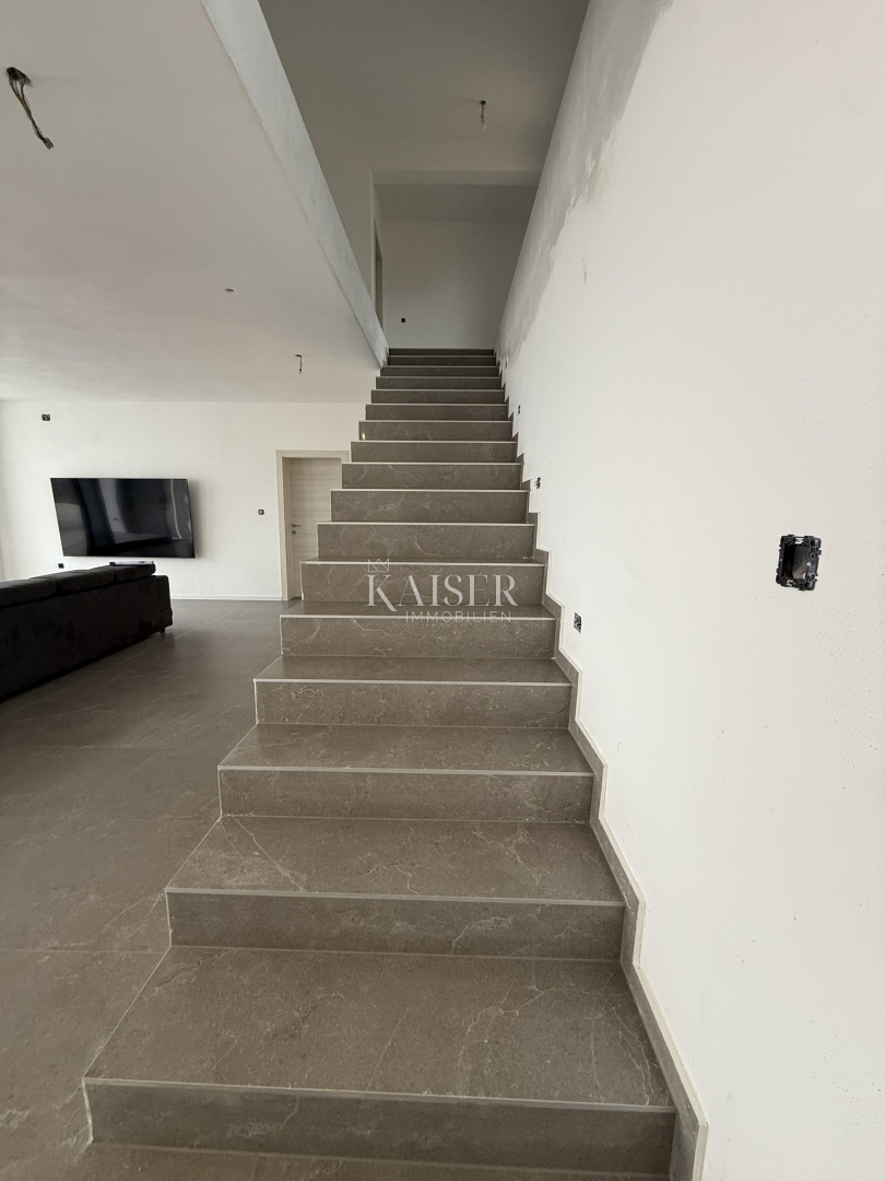 Crikvenica, luksuzna vila z bazenom in pogledom na morje