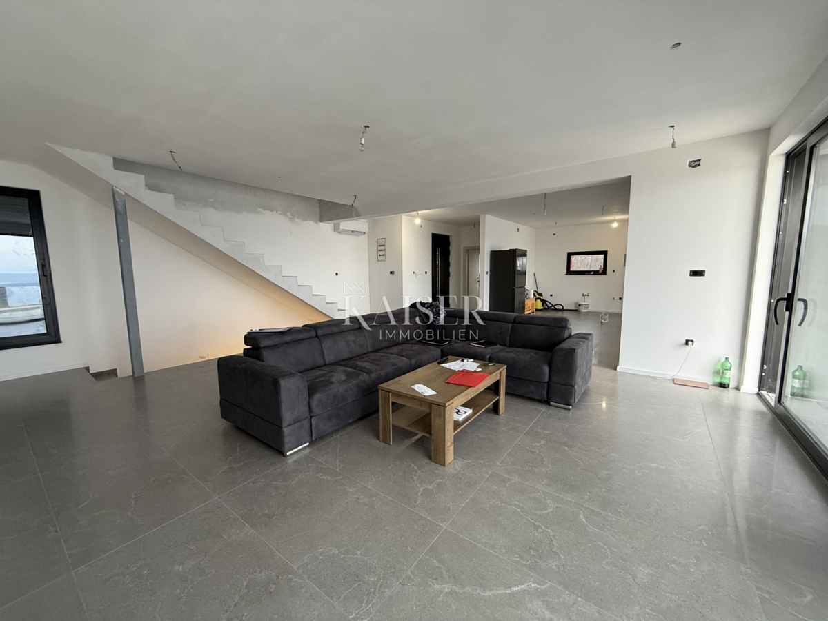 Crikvenica, luksuzna vila z bazenom in pogledom na morje