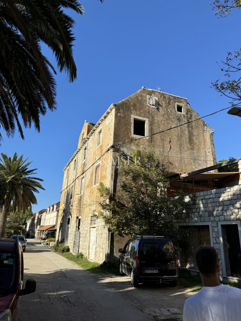 Otok Šipan - Počitniška hiša v Šipanski Luki