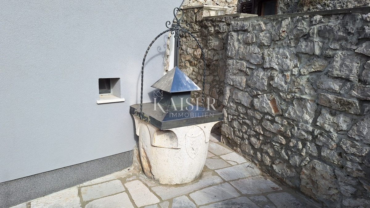 Crikvenica - kamnita hiša s čudovitim razgledom